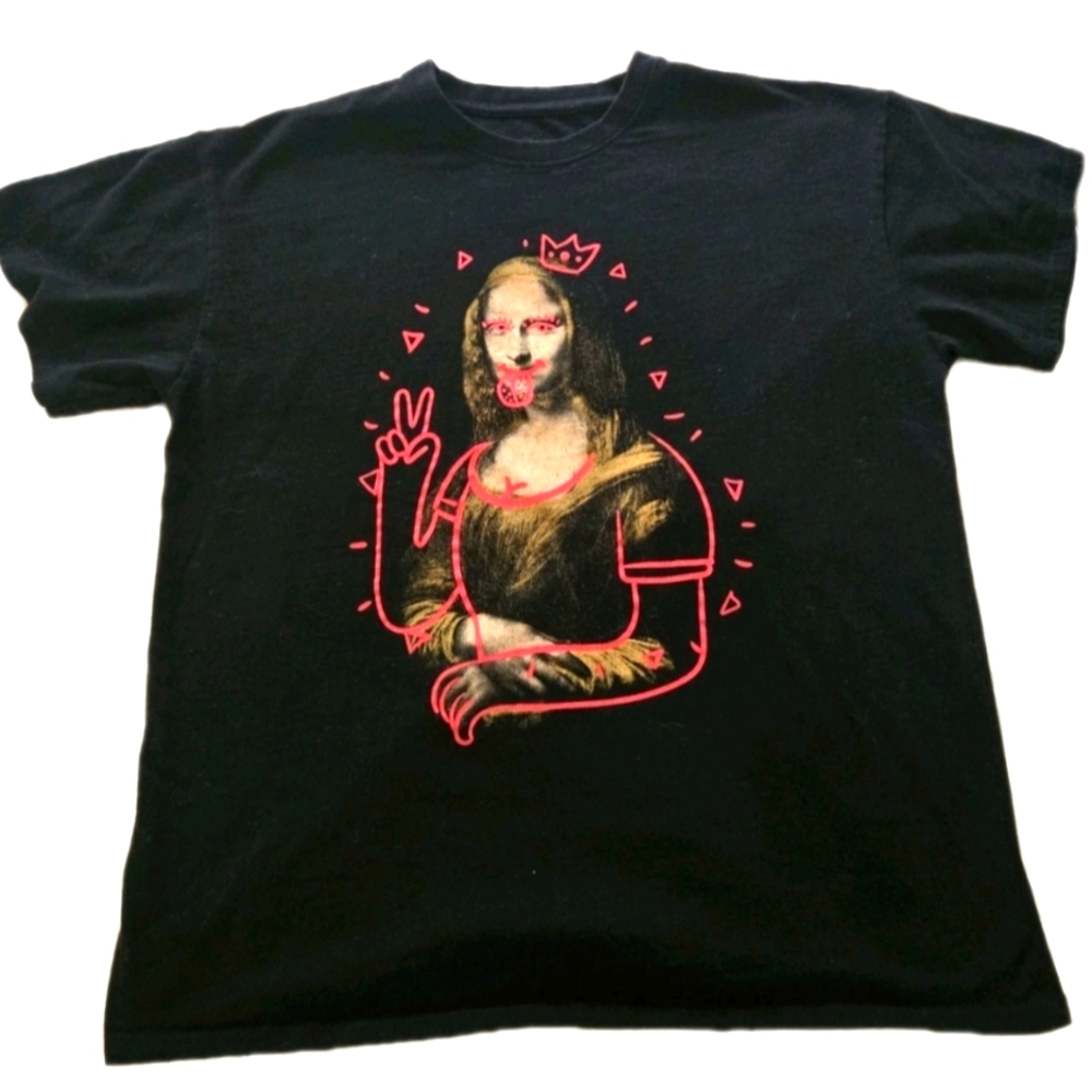 Brisco Brands Mona Lisa Graffiti Black Graphic T-Shirt with Red Accents Size Xl